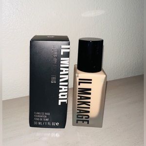 IL MAKIAGE Woke Up Like This 060